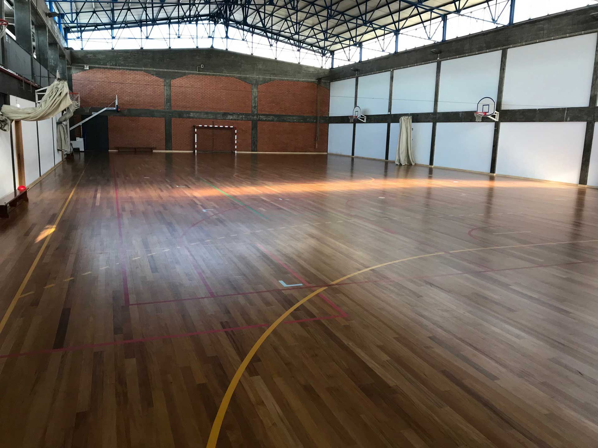 Piso Desportivo Madeira - MaxFloor