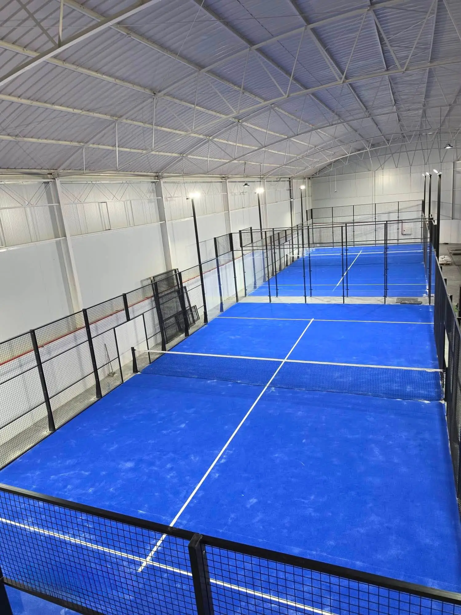 Fornecimento e Instalação de 2 Pistas Padel Granada Eco Max