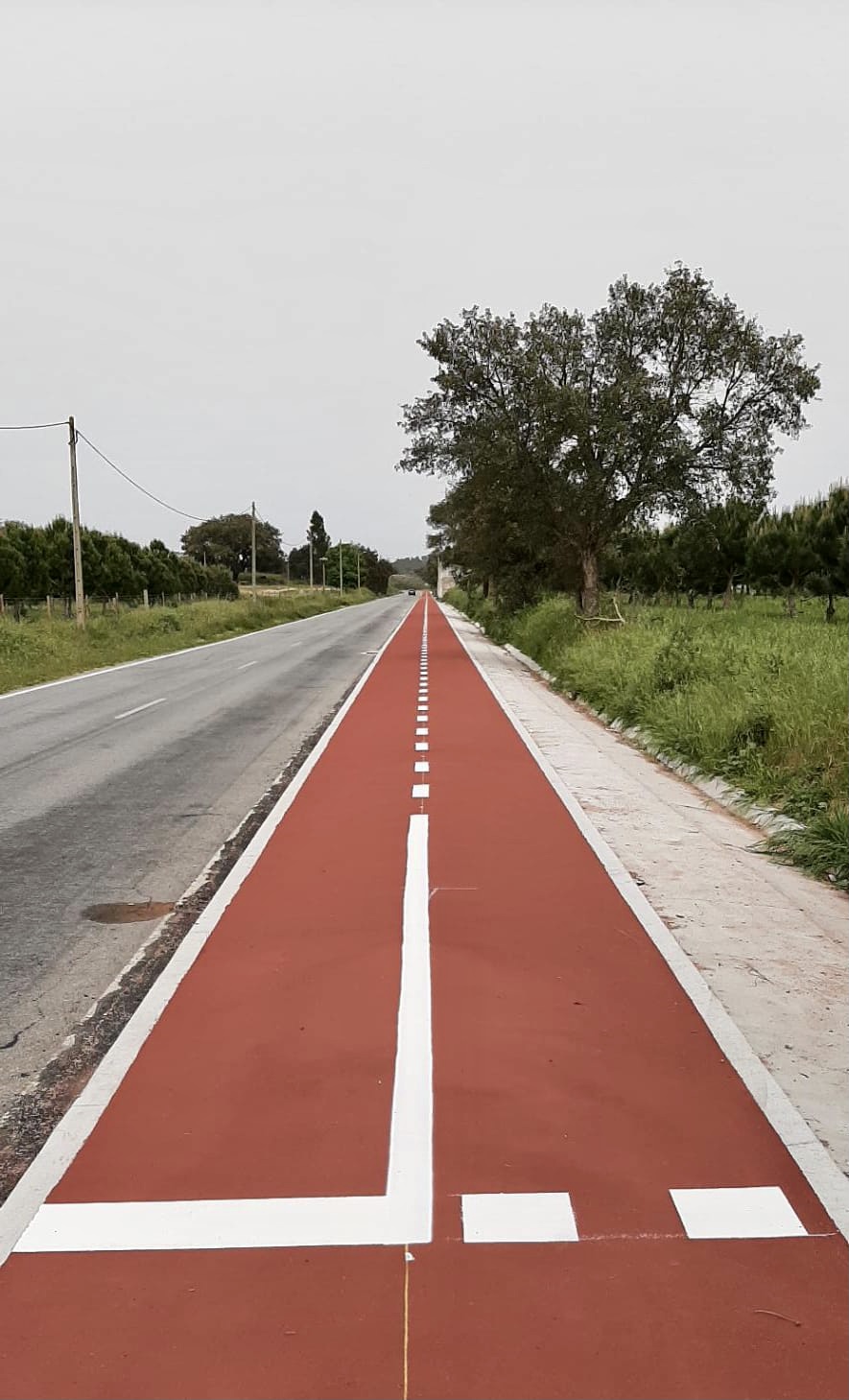 Fornecimento e Instalação de 2 camadas do nosso Slurry Colorido Vermelho