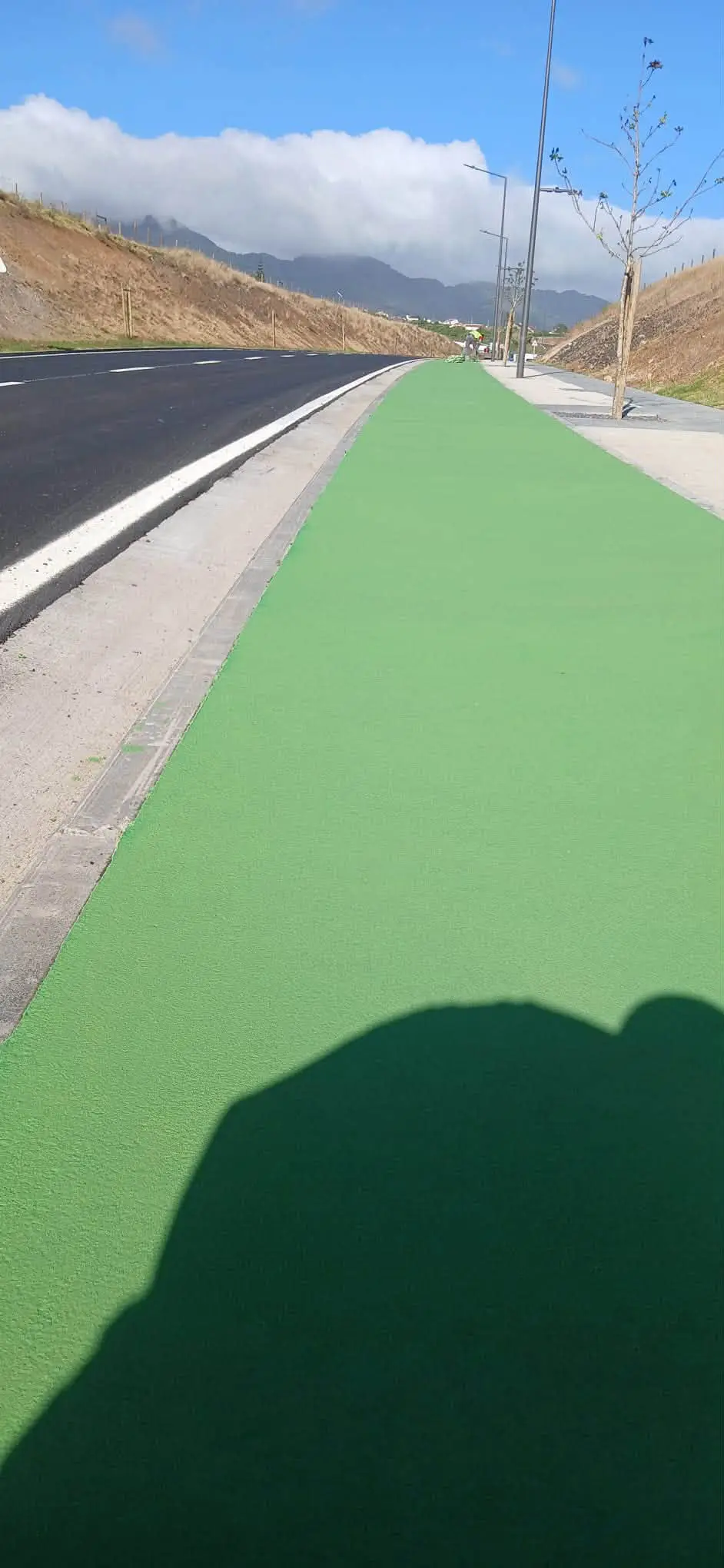 Revestimento Sintético Verde para Pavimentos Pedonais e Ciclovias